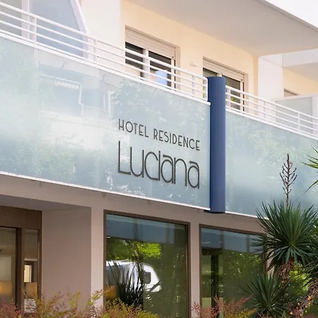 Luciana بيبيوني
